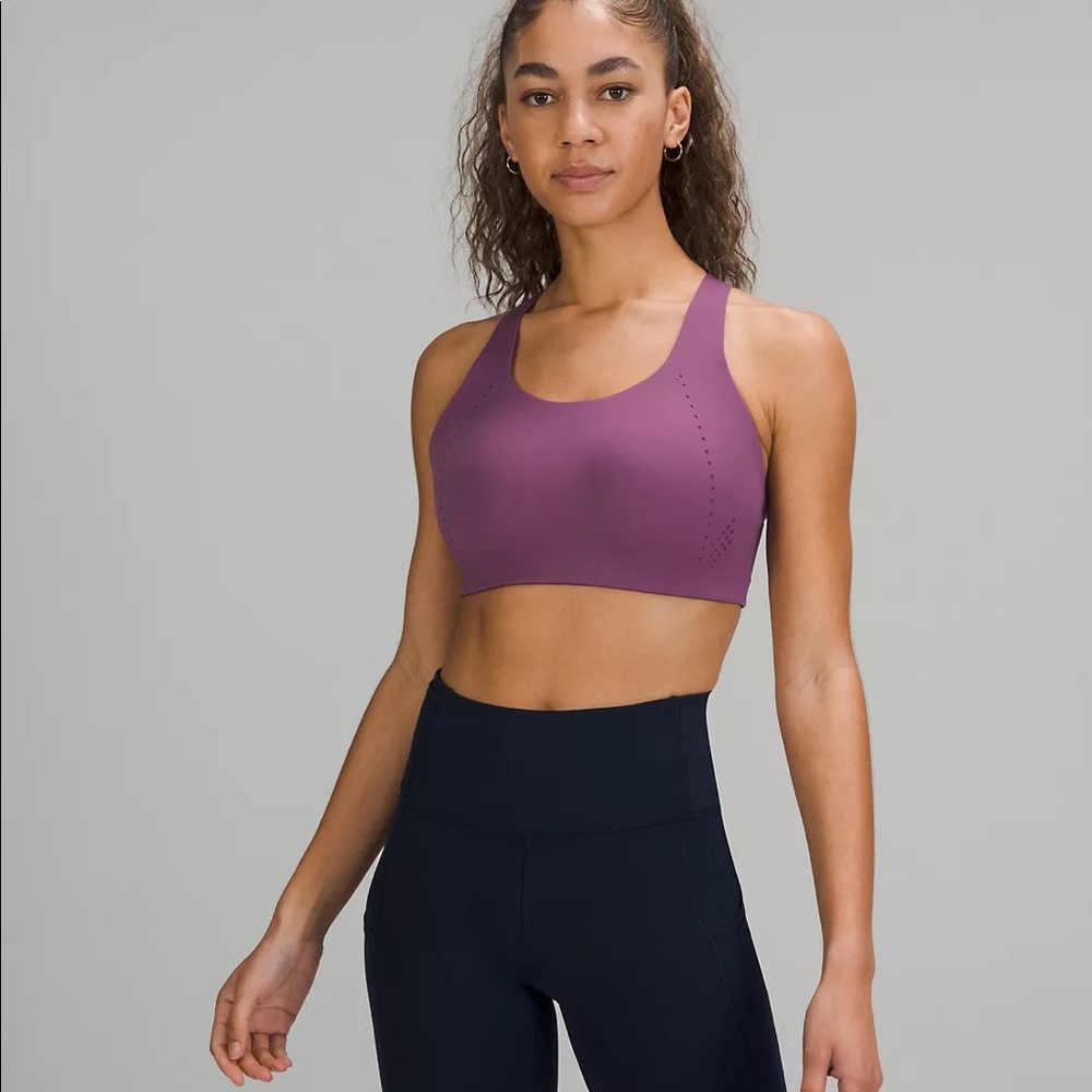 NWOT Lululemon Air Support Sportsbra 34DD